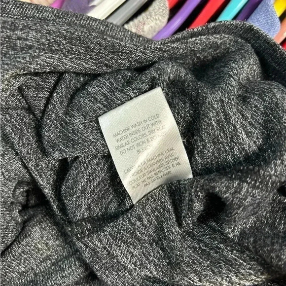 Kuwallatee T-Shirt - Picture 6 of 6